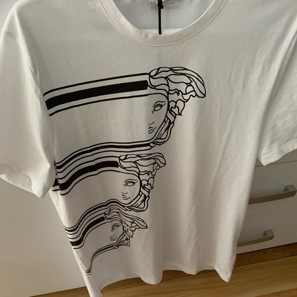 Versace tee - Picture 4 of 5